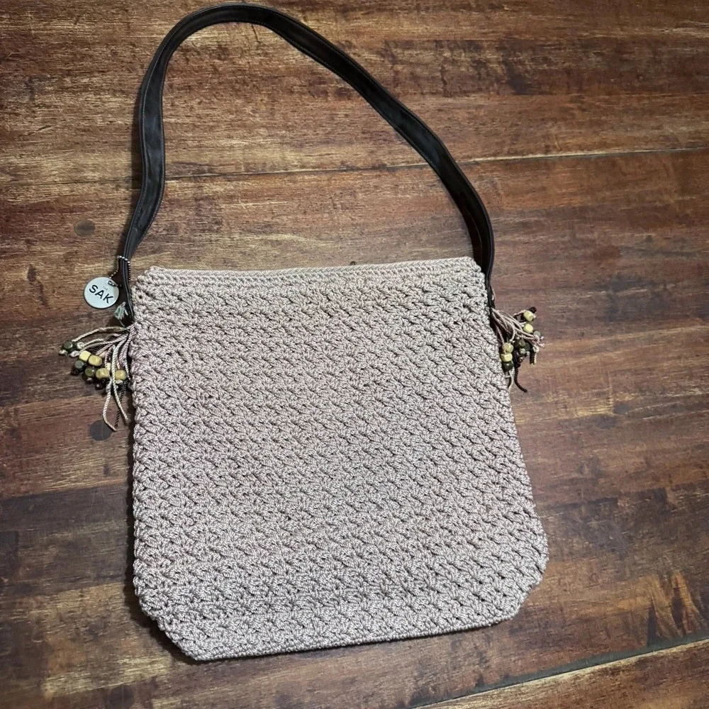 The Sak Crochet Hobo Bag Tote Pink With‎ Beads Bohemian